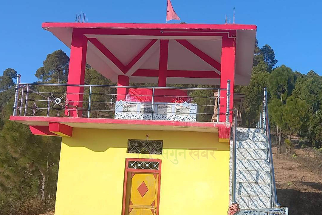 बैतडीमा जेष्ठ चार शहीदका शालिक निर्माण 